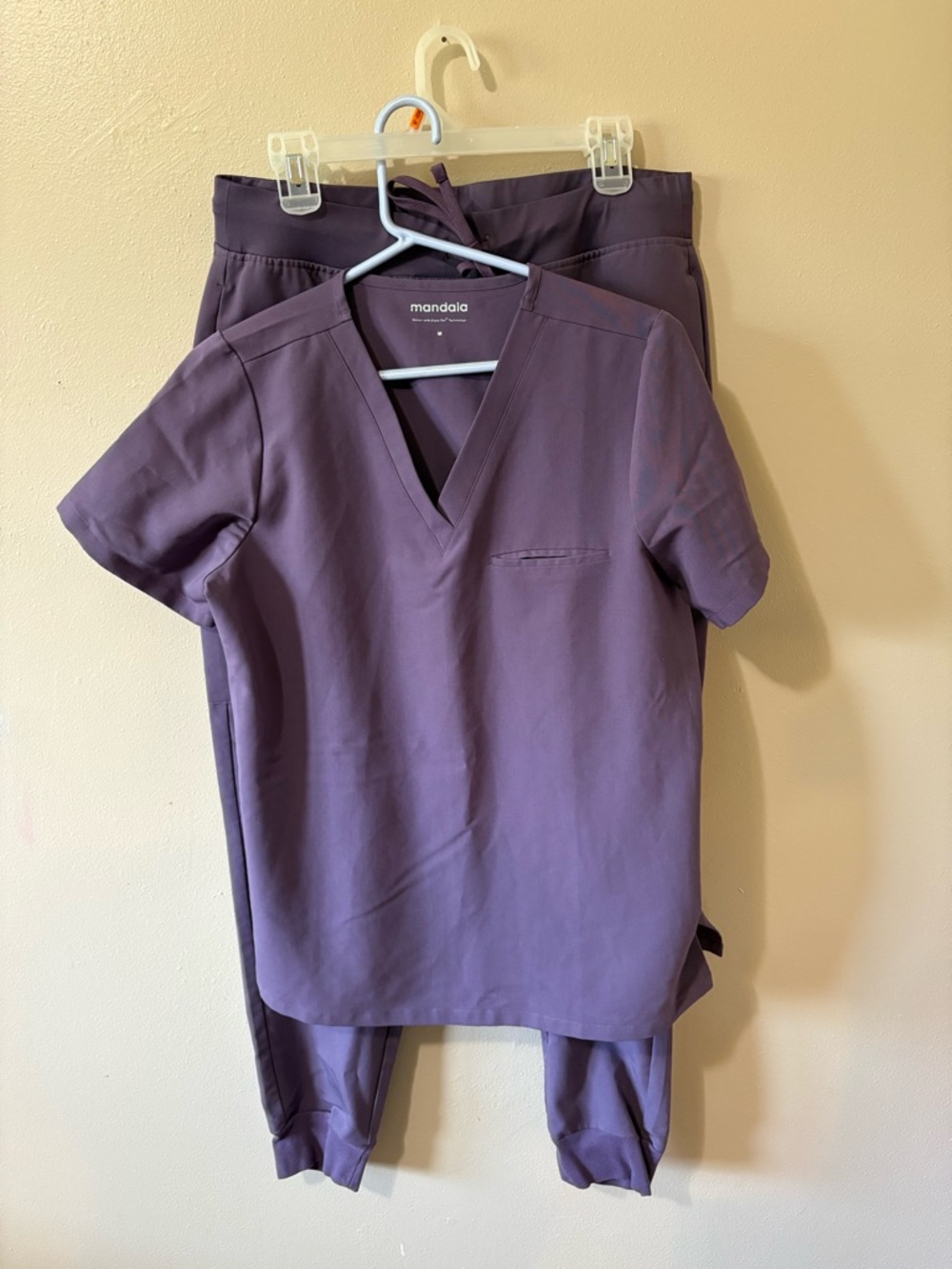 Mandala Jogger Scrub Set purple women’s size M/L
